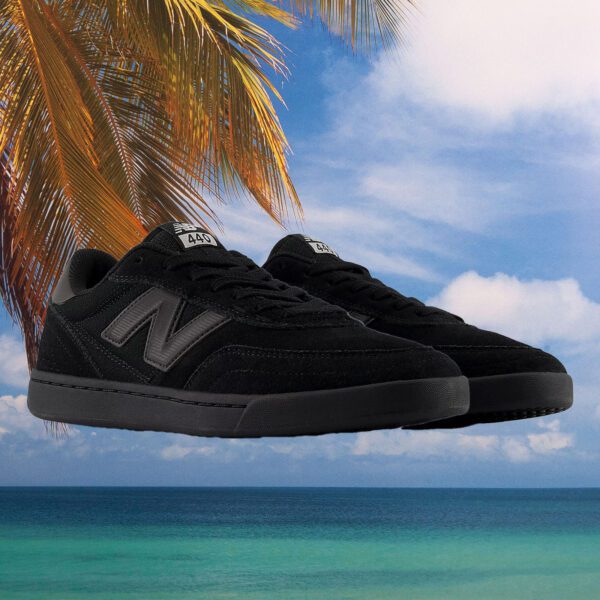 New Balance Numeric - 440 V2 - UN440BVU - Black / Black