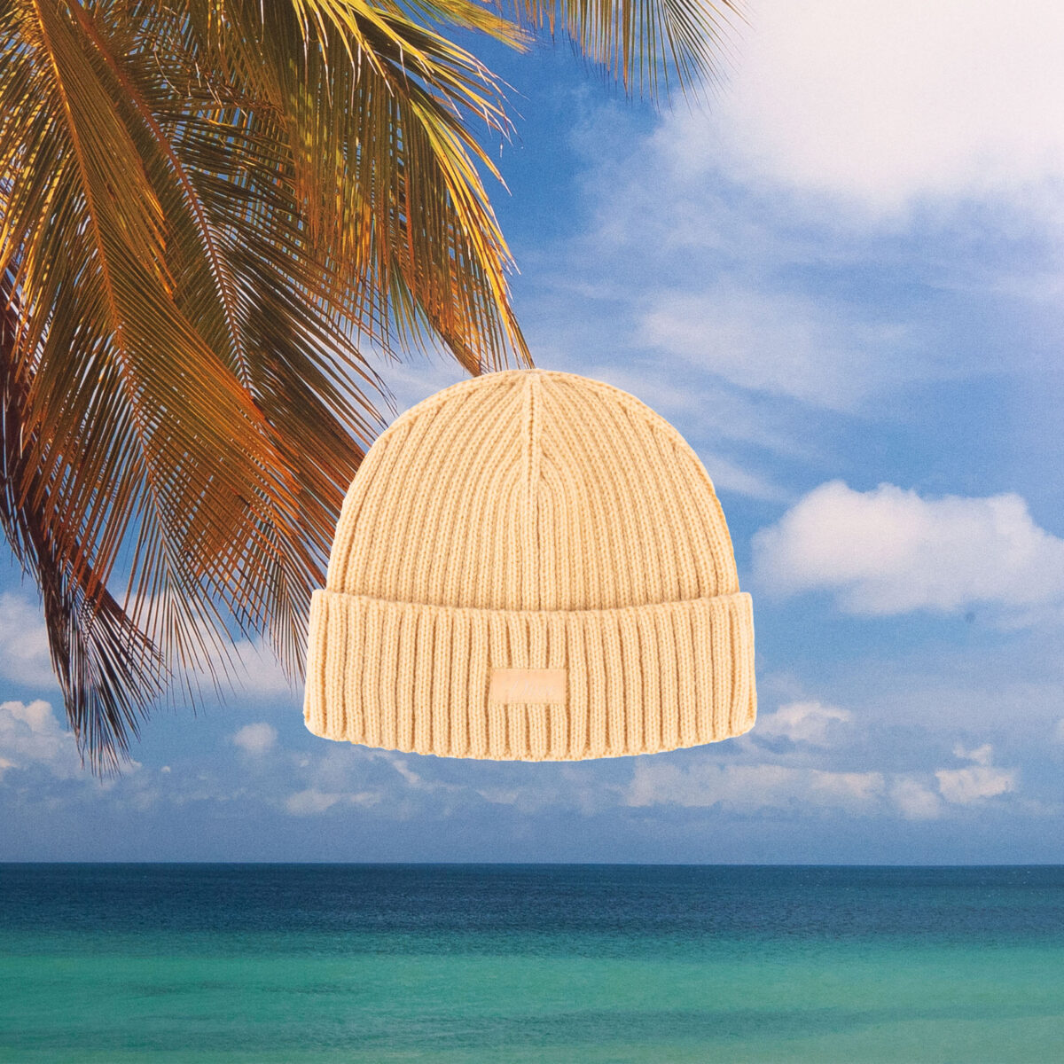 Dime MTL - Cursive Fold Beanie - Sand