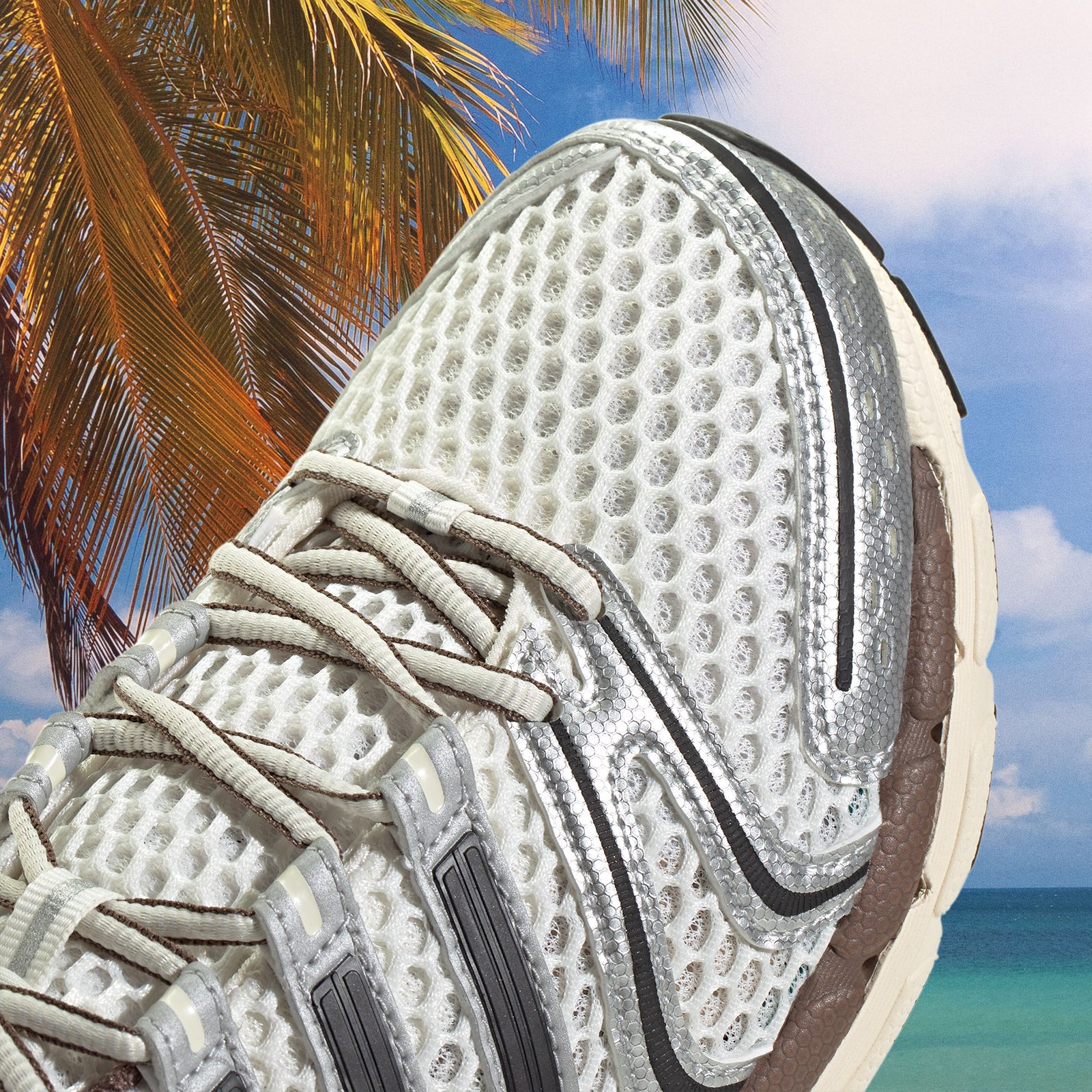 adidas - Adistar Control 5 - White / Black