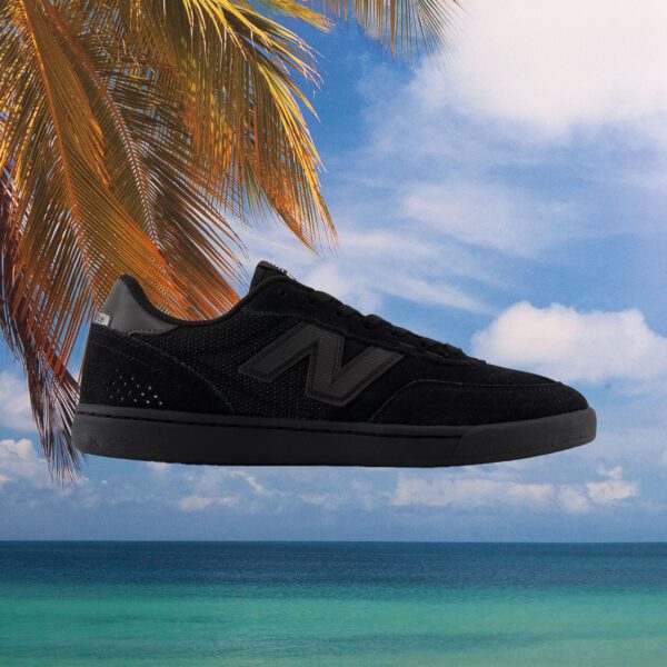 New Balance Numeric - 440 V2 - UN440BVU - Black / Black