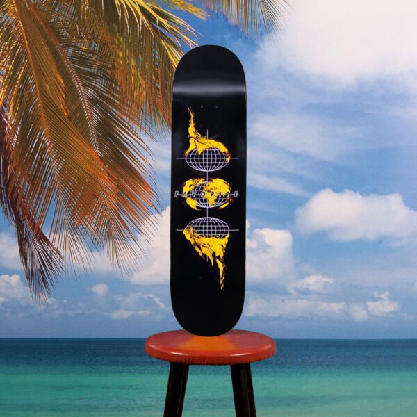 Favorite Skateboards - Planet Deck - 8.375