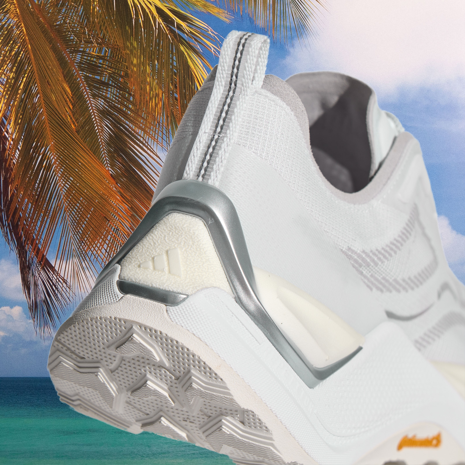 adidas - Holo Peak - White / Grey